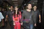 Shilpa Shetty & Raj Kundra return after 1st wedding anniversary in Bangkok in Mumbai Airport on 30th Nov 2010 (8).JPG